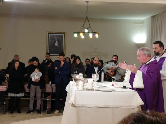 Las comunidades neocatecumenales de Inca reciben la visita del Sr.&nbsp;Obispo