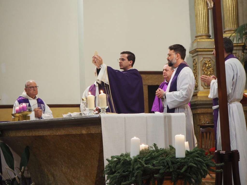 Mn. Joan Bausà celebra la primera missa a la UP a l’església de Santa Maria la&nbsp;Major