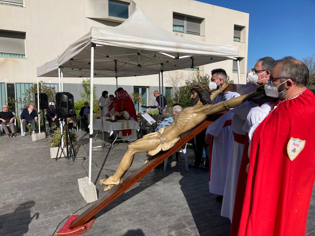 El Bisbe de Mallorca presideix la processó del Sant Crist del Perdó i la Bona Mort&nbsp;d’Inca